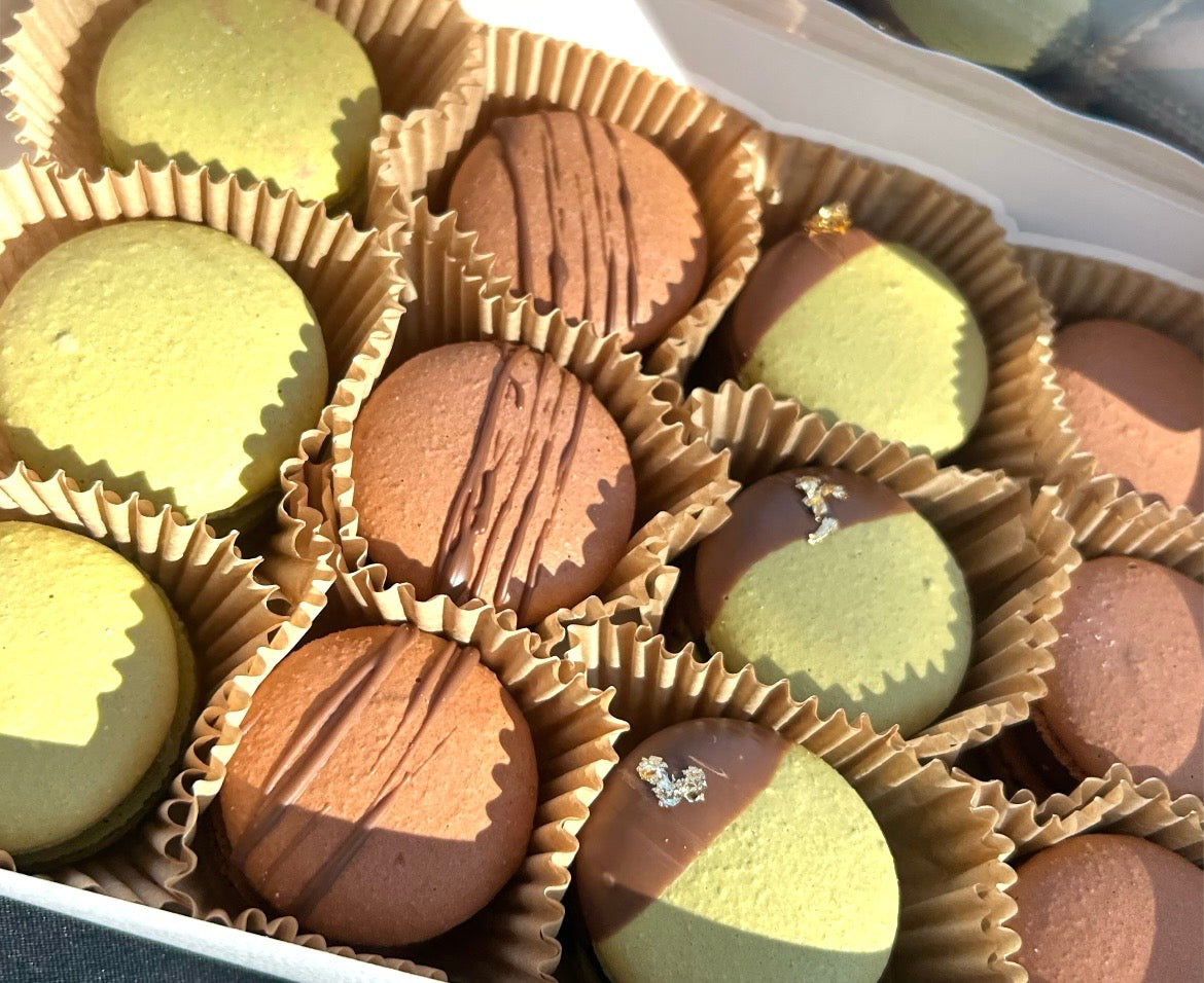 Box of 12 Assorted Macarons