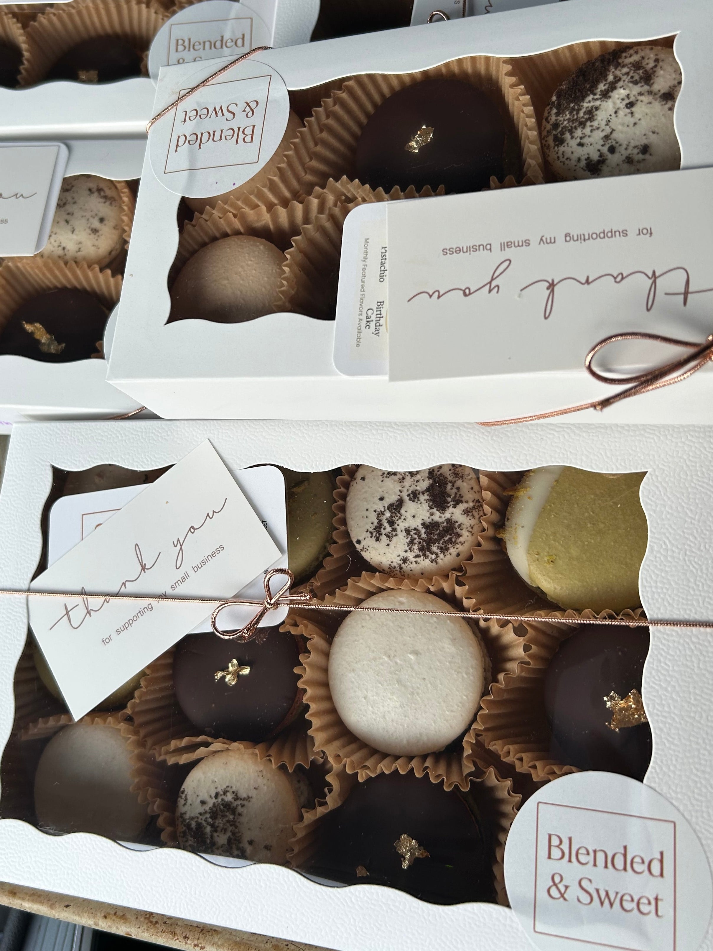 Box of 12 Assorted Macarons